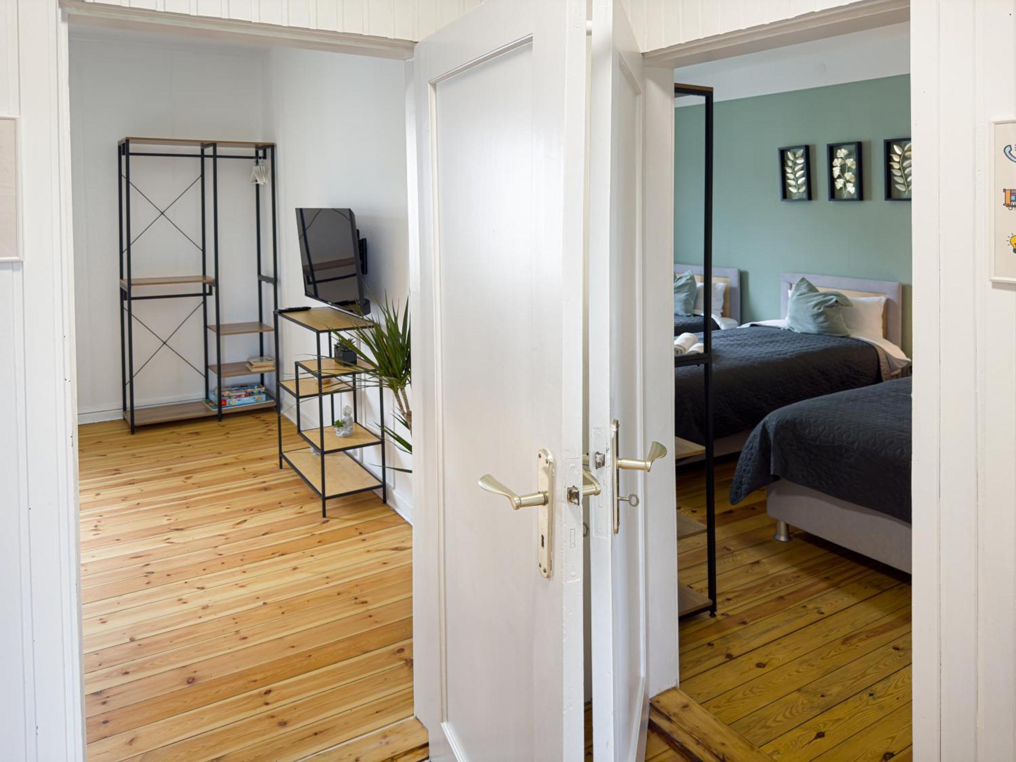 Immostay #7 -Helle Wohnung Mit Grossem Garten -4 Zimmer, Wifi & Free Parking Bremen Buitenkant foto
