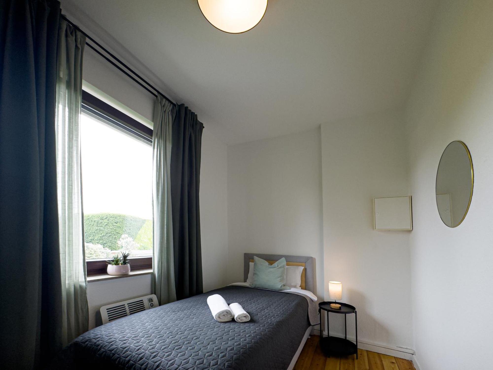 Immostay #7 -Helle Wohnung Mit Grossem Garten -4 Zimmer, Wifi & Free Parking Bremen Buitenkant foto